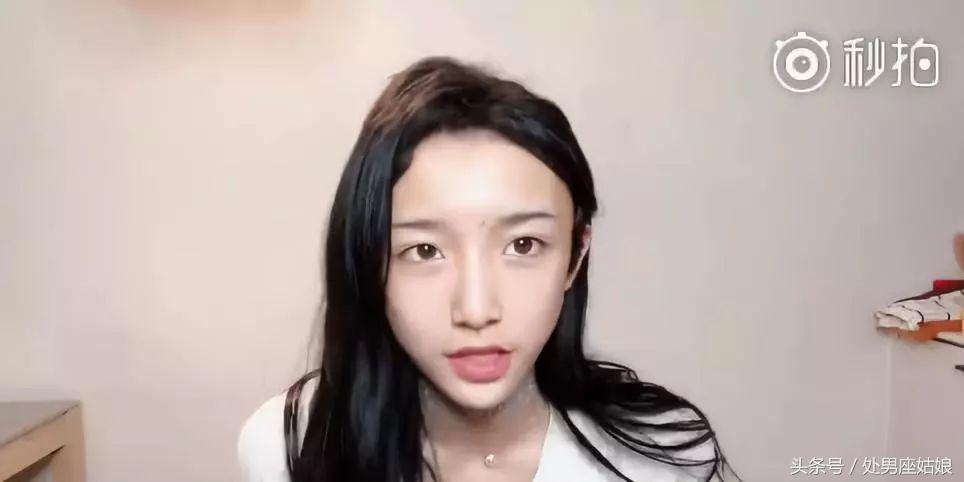 14岁留长发穿女装美过所有女同学……第一批00后已经伪娘了！