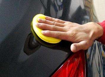 车身贴纸时间长了怎么清除,老司机清洗汽车