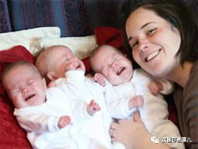 天生就有俩子宫，还同时怀上俩娃每边一个，这个妈妈有点厉害啊！