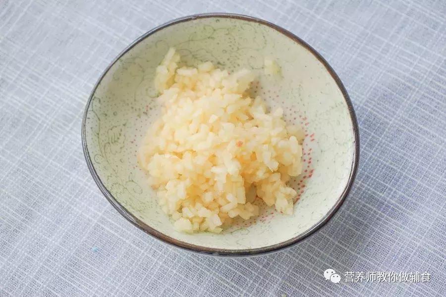 宝宝吃辅食容易遇到的问题,宝宝吃辅食可能遇到的问题