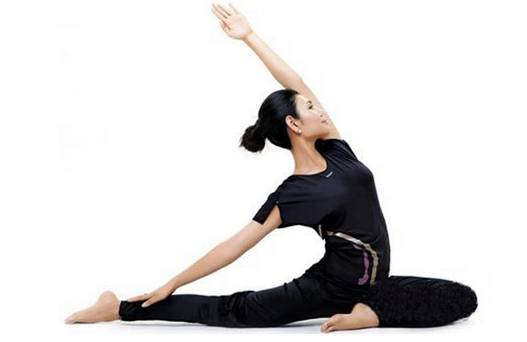 瑜伽怎么练丰胸提胸,练瑜伽提升胸型