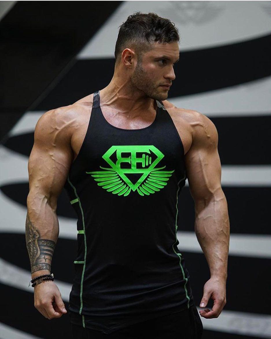 做什么动作才可以让自己变得强壮,如何快速让自己变得强壮