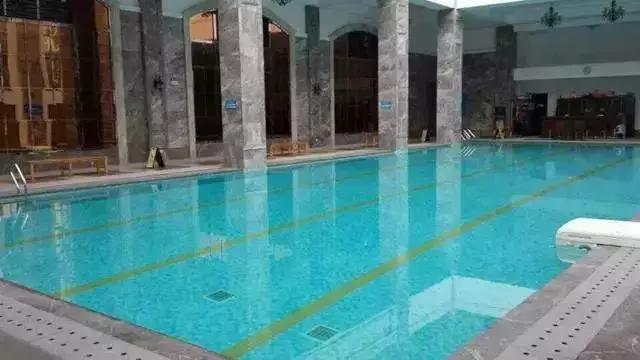 游泳池夏日玩水必备,夏日救星