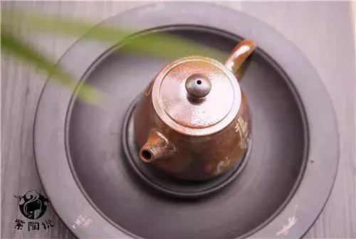 紫陶壶适合泡大红袍吗,紫陶壶泡生茶方法