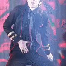 易烊千玺蔡徐坤颜值合体术,易烊千玺蔡徐坤红毯对比图