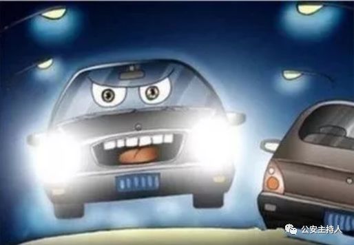 广明高速交通事故,大广高速货车连环追尾视频