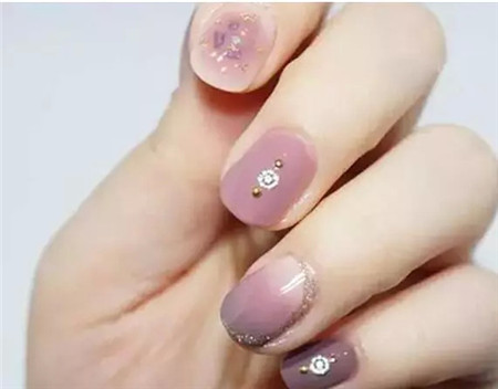 豆沙色美甲教程视频,豆沙色美甲教程