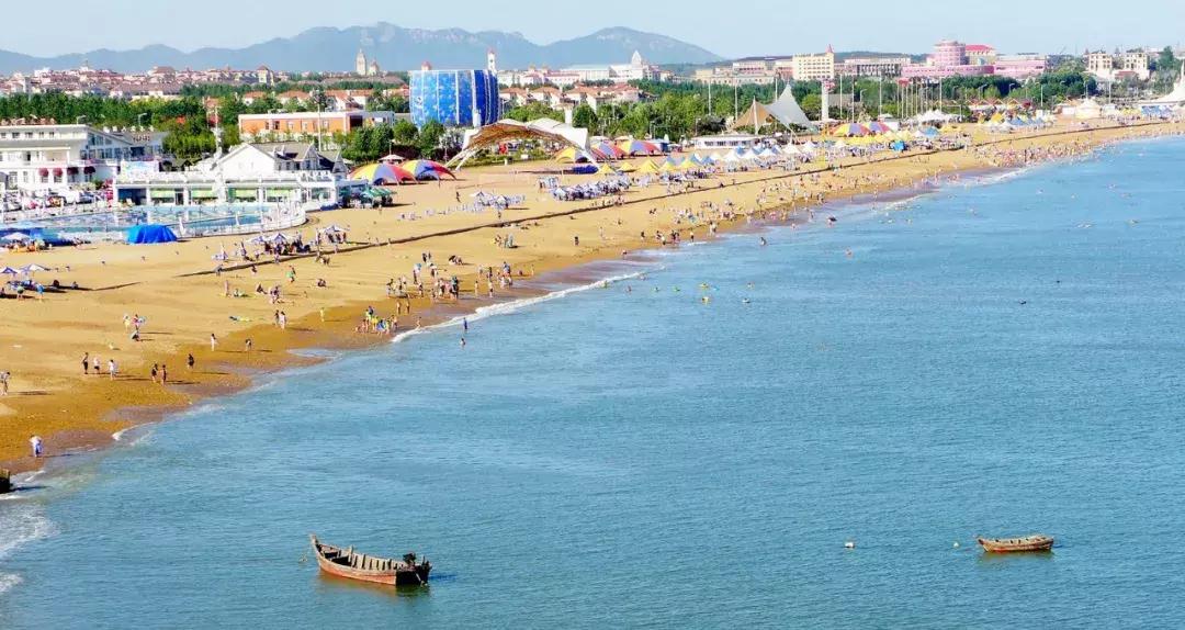 8月飞机票通常最低几折,八月北京到新疆机票价格