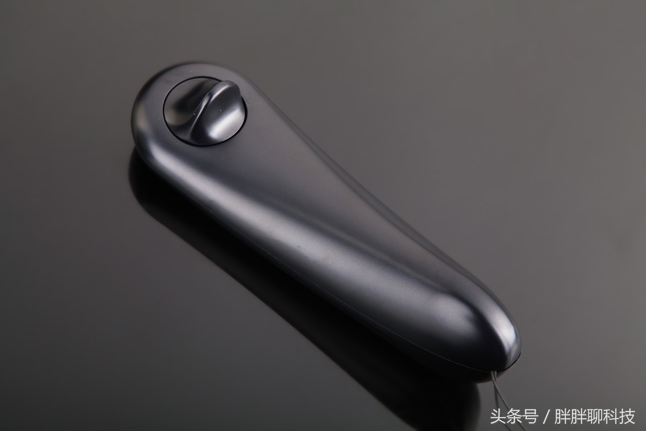 致未来的我们：爱奇艺奇遇IIVR一体机体验，真正的影院般体验！