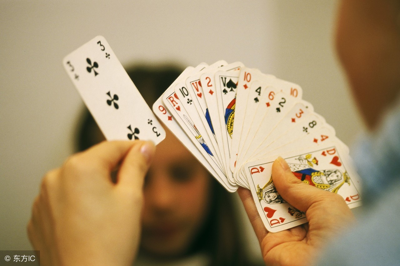怎么训练中扑克牌的准度,如何训练记扑克牌