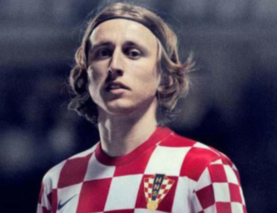 银河战舰皇马首发阵容图替补,银河战舰皇马首发阵容图2018