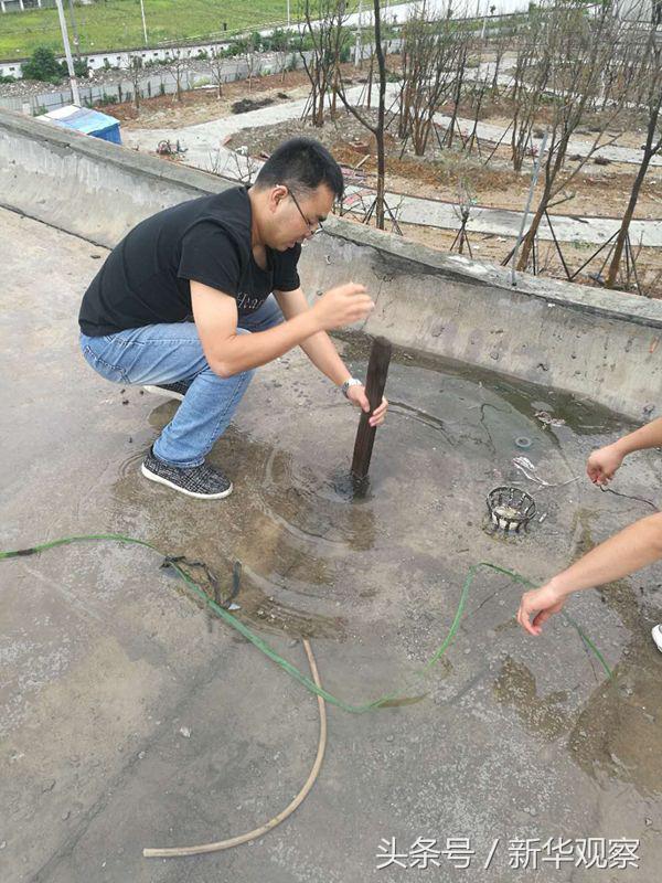 八一建军节向退伍老兵致敬图片,致敬我们的抗战老兵