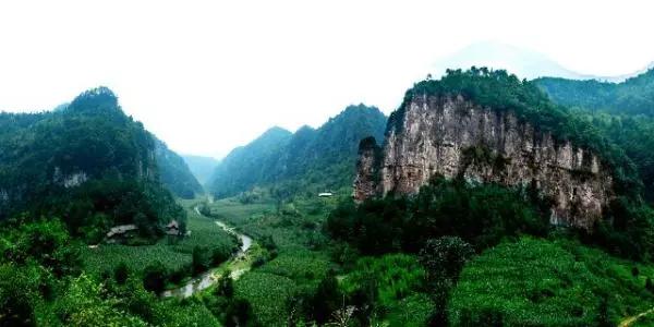 哪座山被选入2020中国避暑名山,避暑胜地天然大空调