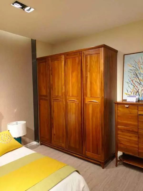 实木家具销售注意事项 (销售实木家具谈价格的技巧)