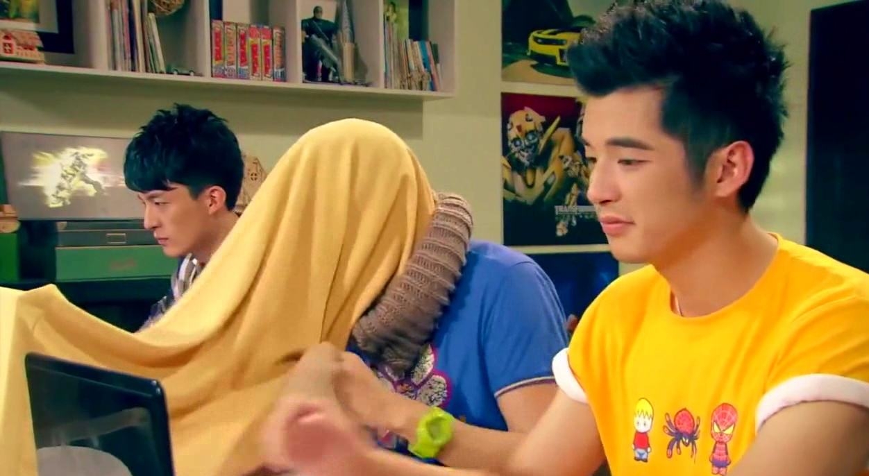 爱情公寓4展博离开,展博离开爱片段