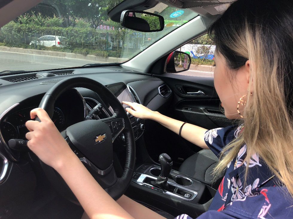 雪佛兰探界者高速路试驾,试驾雪佛兰探界者爬坡