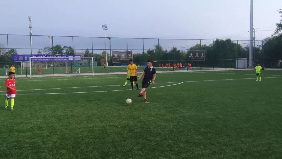 前巴萨副主席、前西班牙国脚都来了！2018“国奥杯”青少年足球邀请赛打响