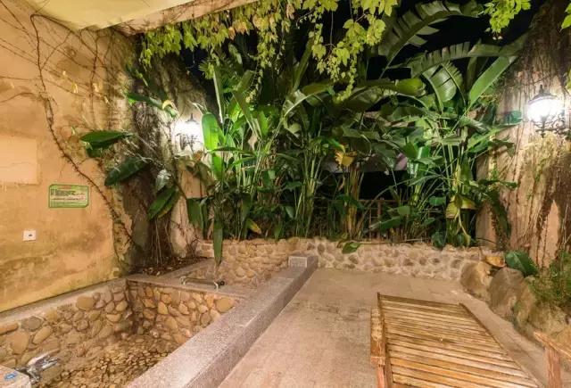 云顶温泉度假酒店无边际泳池,云顶温泉大酒店有多少家