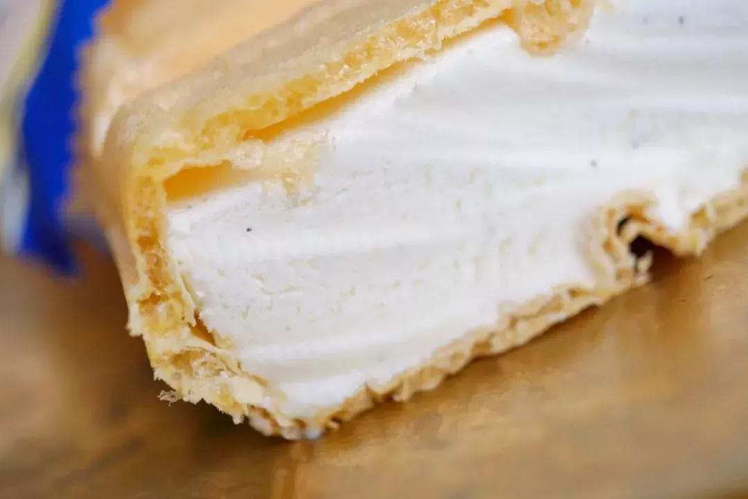 冰淇淋是冰的吃了没有热量 (冰淇淋没有热量因为它是冷的奶茶)