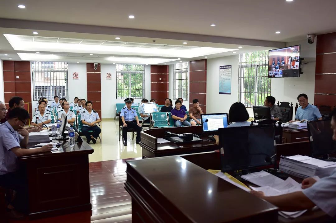 缓刑的严管期都做点啥,缓刑过了严管期三个月后会怎样