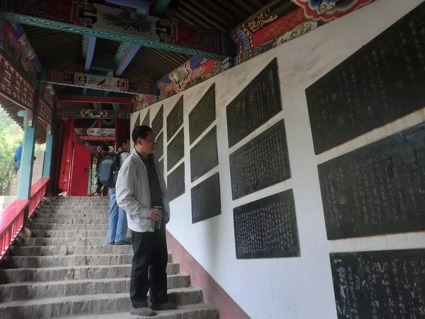 旅游随笔——敢把“情人”葬在身边的皇后