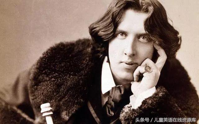 王尔德毒舌语录英文,王尔德经典句子英文