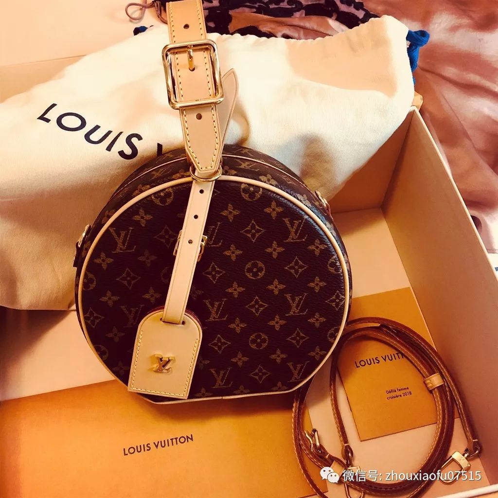 「周小福」「福夸」｜超级难买的LV圆饼包，还好我已拥有你