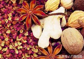 揭秘18种做菜常用的香料知识,大厨详细讲解22种常用香料