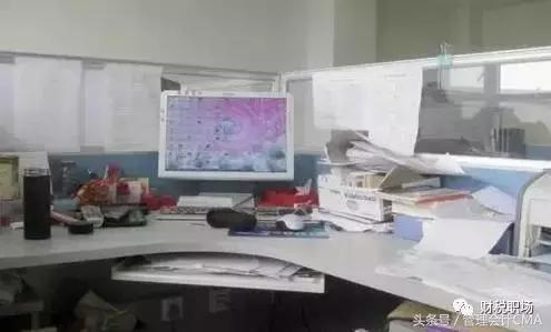 财务人员为何效率高,财务人员的办公桌很乱吗