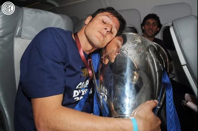 19年抒写一段传奇，蓝黑军团永恒的4号