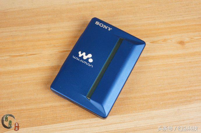walkman随身听cd历年,walkman可以播放四类磁带