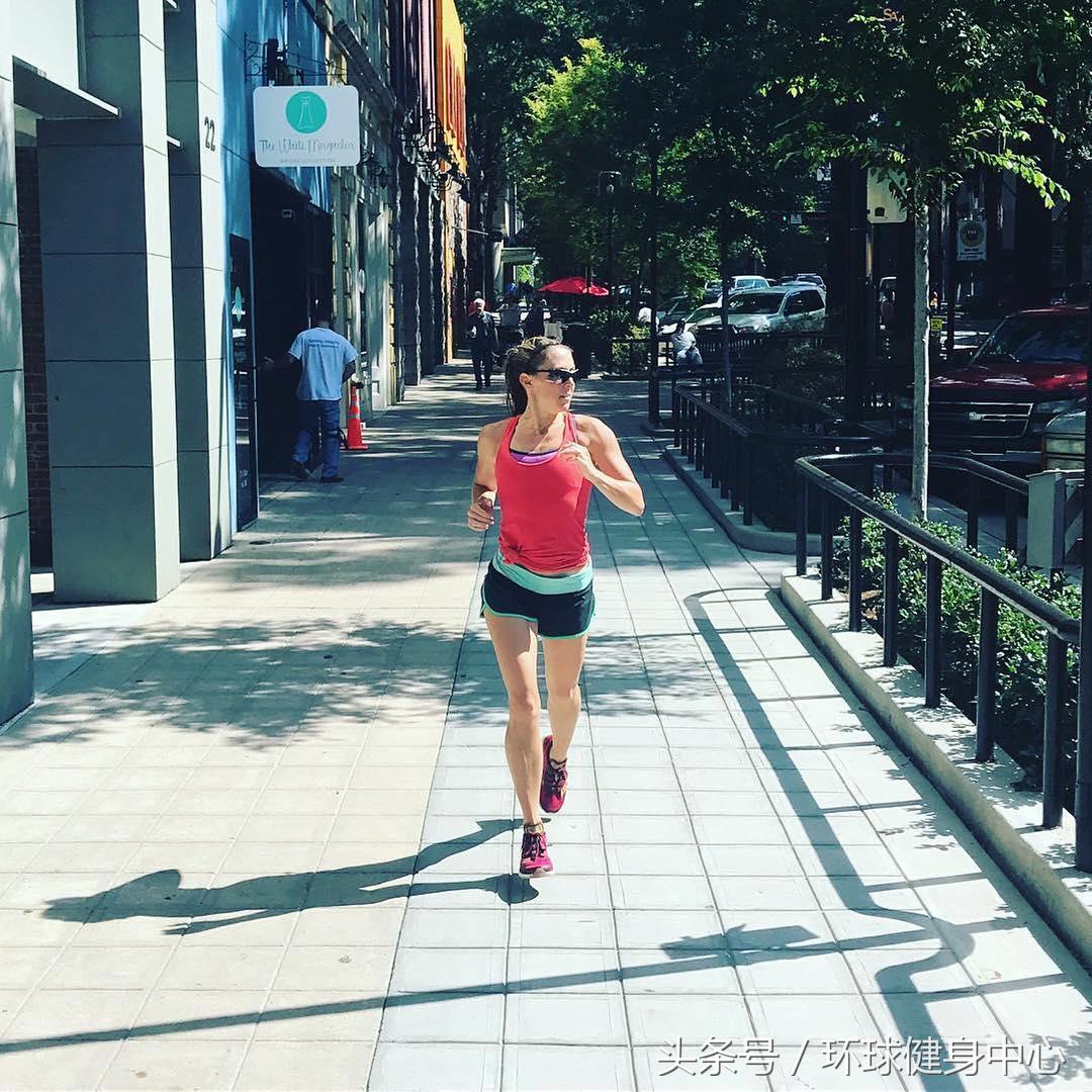 跑步小腿疼一招搞定,跑步小腿疼是怎么回事解决方法