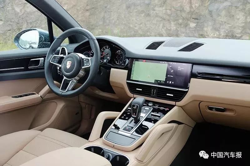 +族｜盛宴山城——试驾保时捷全新Cayenne｜中国汽车报