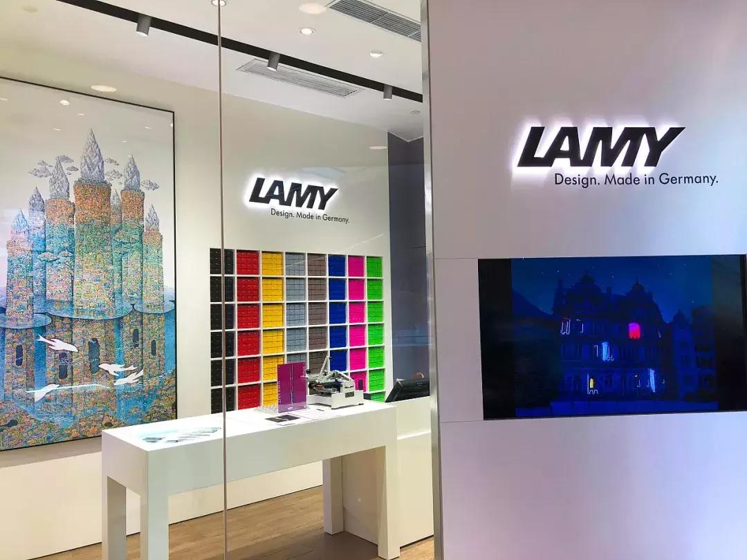 贺峻霖被老师称为抓细节狂魔,贺峻霖为什么被叫扒细节狂魔