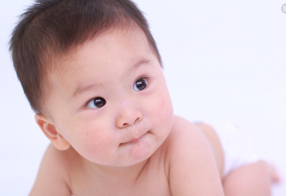 婴儿被100度烫伤怎么办,宝宝如果烫伤引起发烧该怎么办