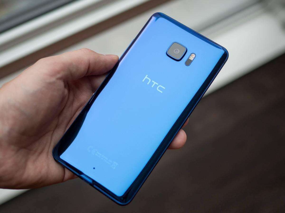 5088降至1749元，5.7寸2K屏+骁龙821+光学防抖，网友：值了！