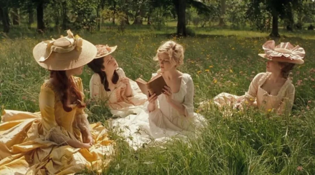 夏日隐形内衣种草,夏季神秘衣服有高级感