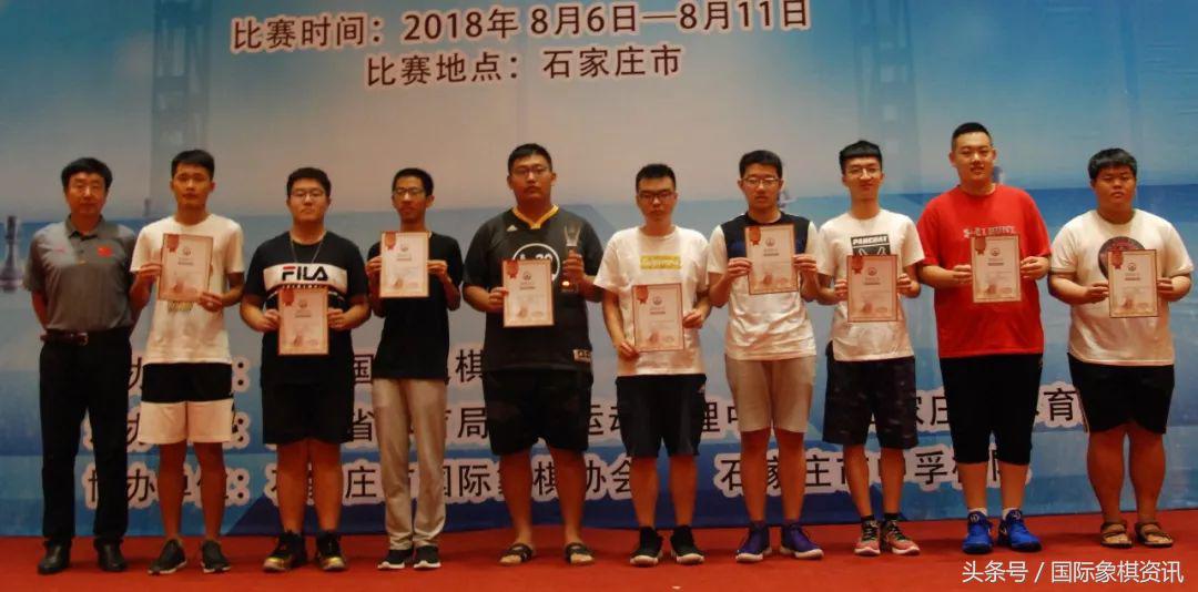 2015团体锦标赛羽生结弦颁奖,20届全国青少年锦标赛