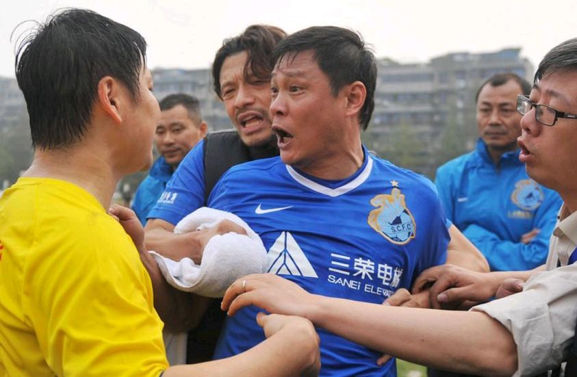 范志毅亲口回应打人真相！中国足坛真是太乱，怪不得进不了世界杯