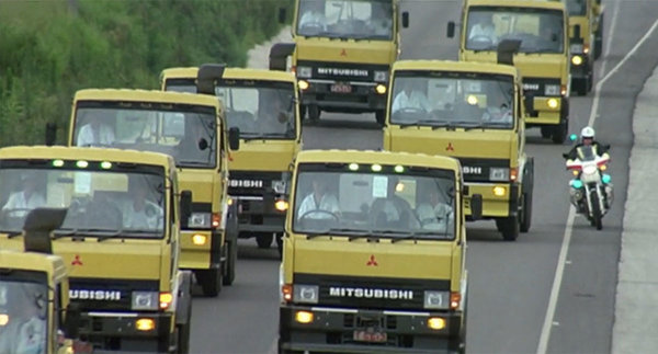 中国70年代日本卡车,90年代广东卡车