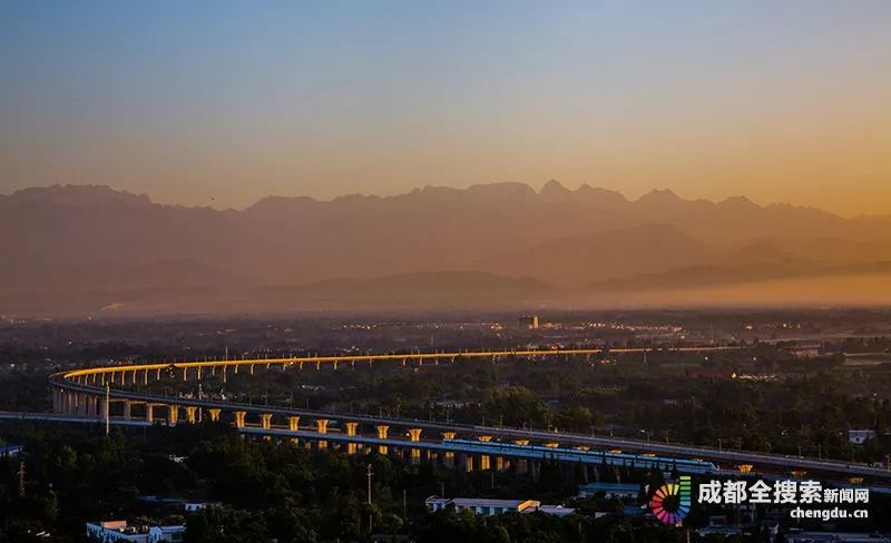 还在说成都空气质量不好？听听“追峰人”和世界冠军如何“怼”你