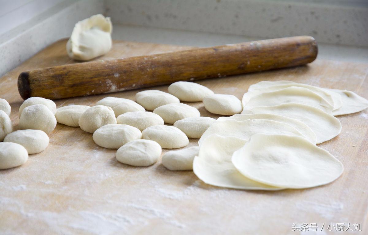 如何让饺子皮又软又不易破,怎么让饺子皮更软