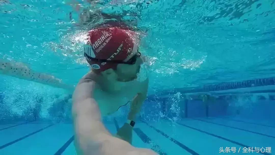 有氧运动和无氧运动哪种燃脂,挥拍运动是有氧运动还是无氧运动