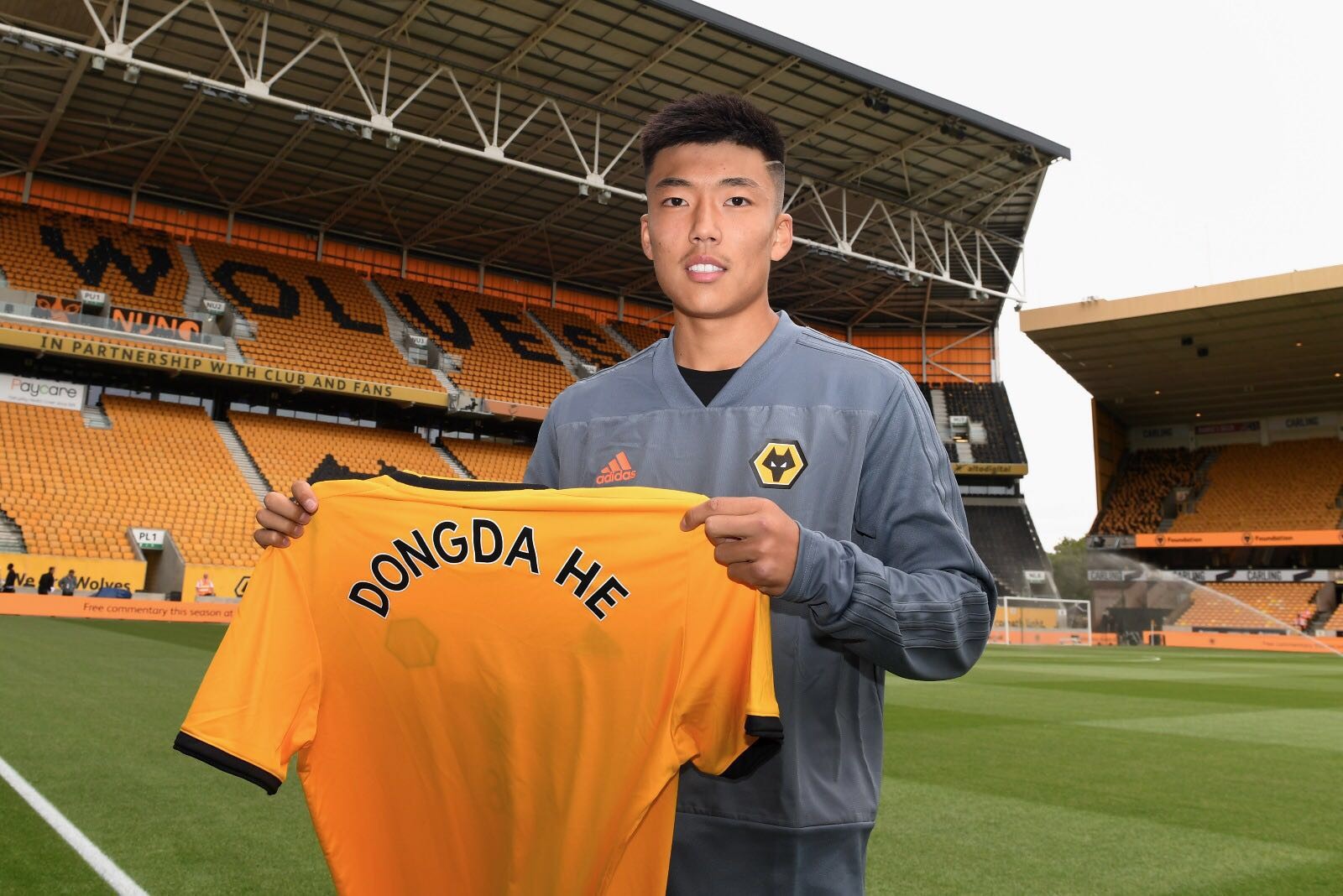 何朕宇狼队首球,英超狼队何朕宇