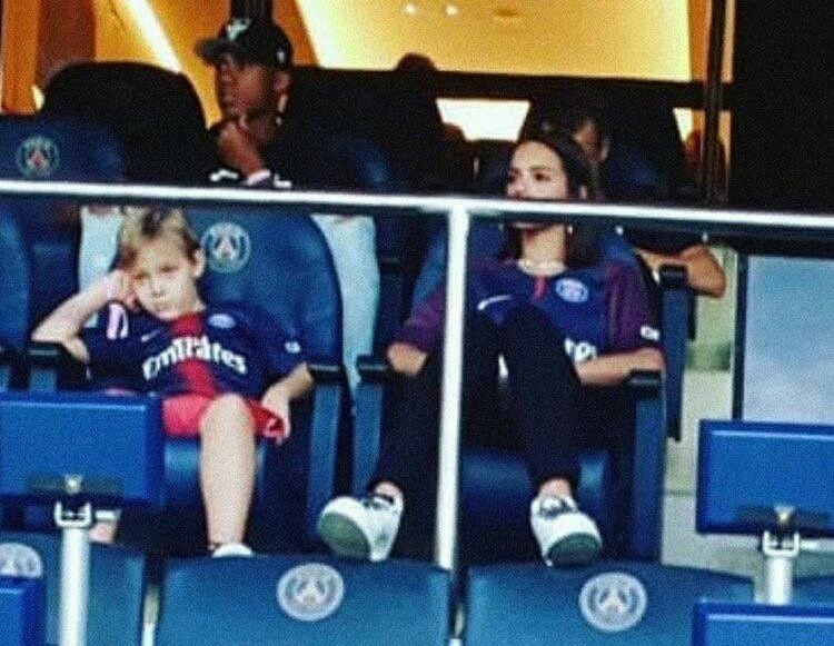 内马尔卢卡布鲁娜,内马尔女友布鲁娜剧情