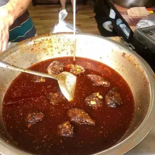 一天卖几千只的兔子,一天卖出1000只鸡