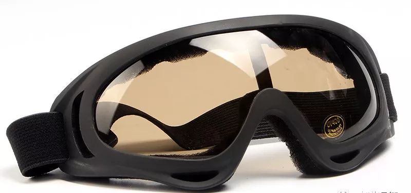 绝地求生沙漠地图有什么装备,绝地求生沙漠地图有没有武器