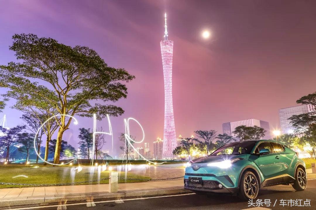 外观运动感升级新款丰田c-hr曝光,好看的皮囊千篇一律百里挑一