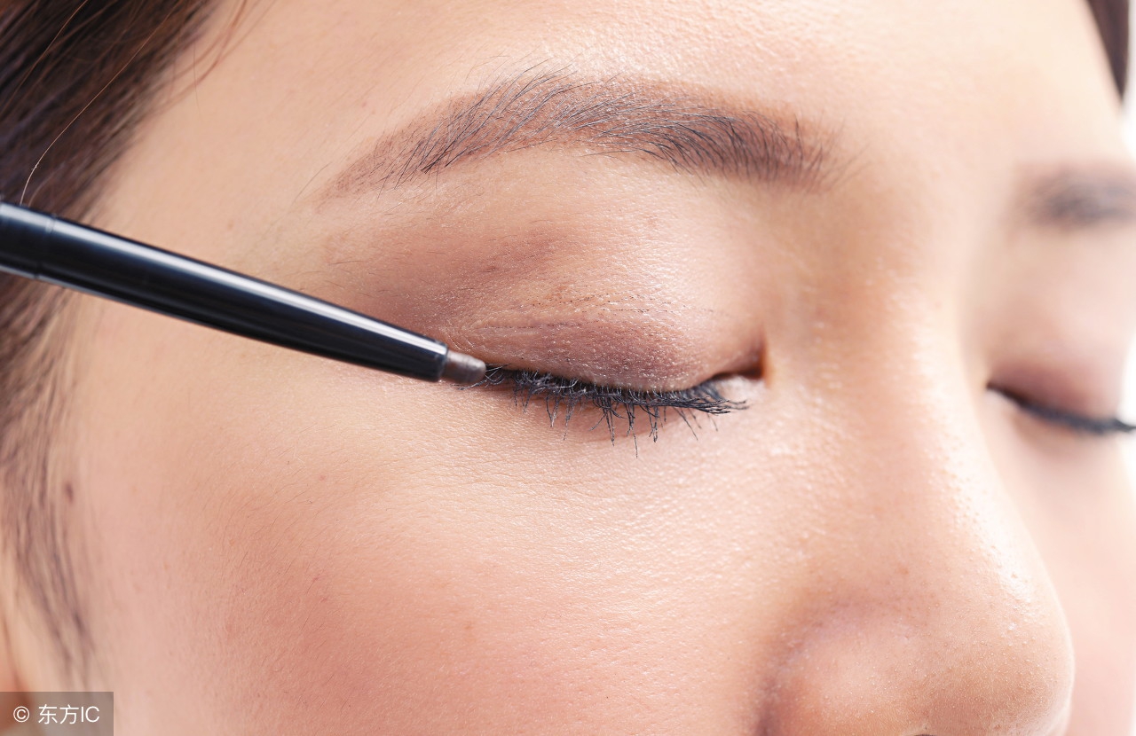 为什么你画了眼线和别人不一样,为什么你的眼妆画不好