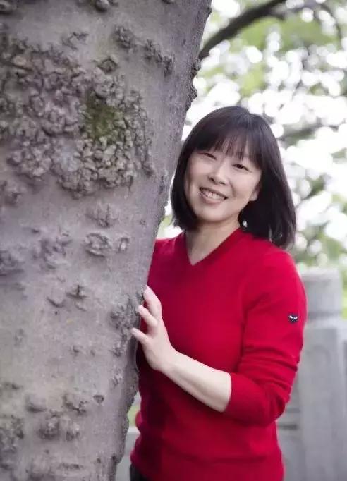 梧州黄咏梅,梧州籍作家黄咏梅出生日期